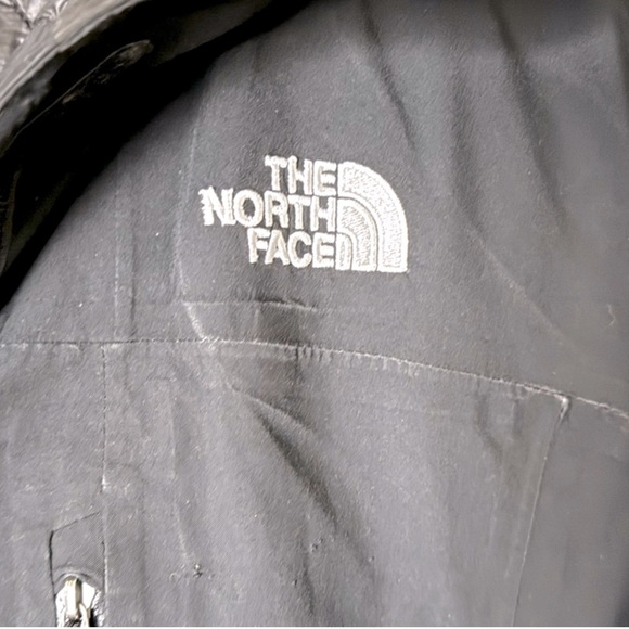 The North Face Black Jacket - Size Medium - Picture 7 of 9